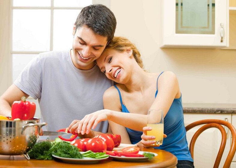 Wenn Sie Ihre Ernährung mit Gemüse anreichern, steigern Sie Ihre Potenz, was Ihrem Partner zweifellos gefallen wird. 